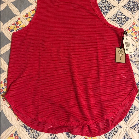 Electric & Rose Yoga top - Picture 2 of 2